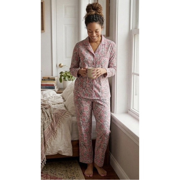 Flora Nikrooz Other - Flora Nikrooz Pajama Set Women XL Pink Green Floral Print Top & Pants Sleepwear